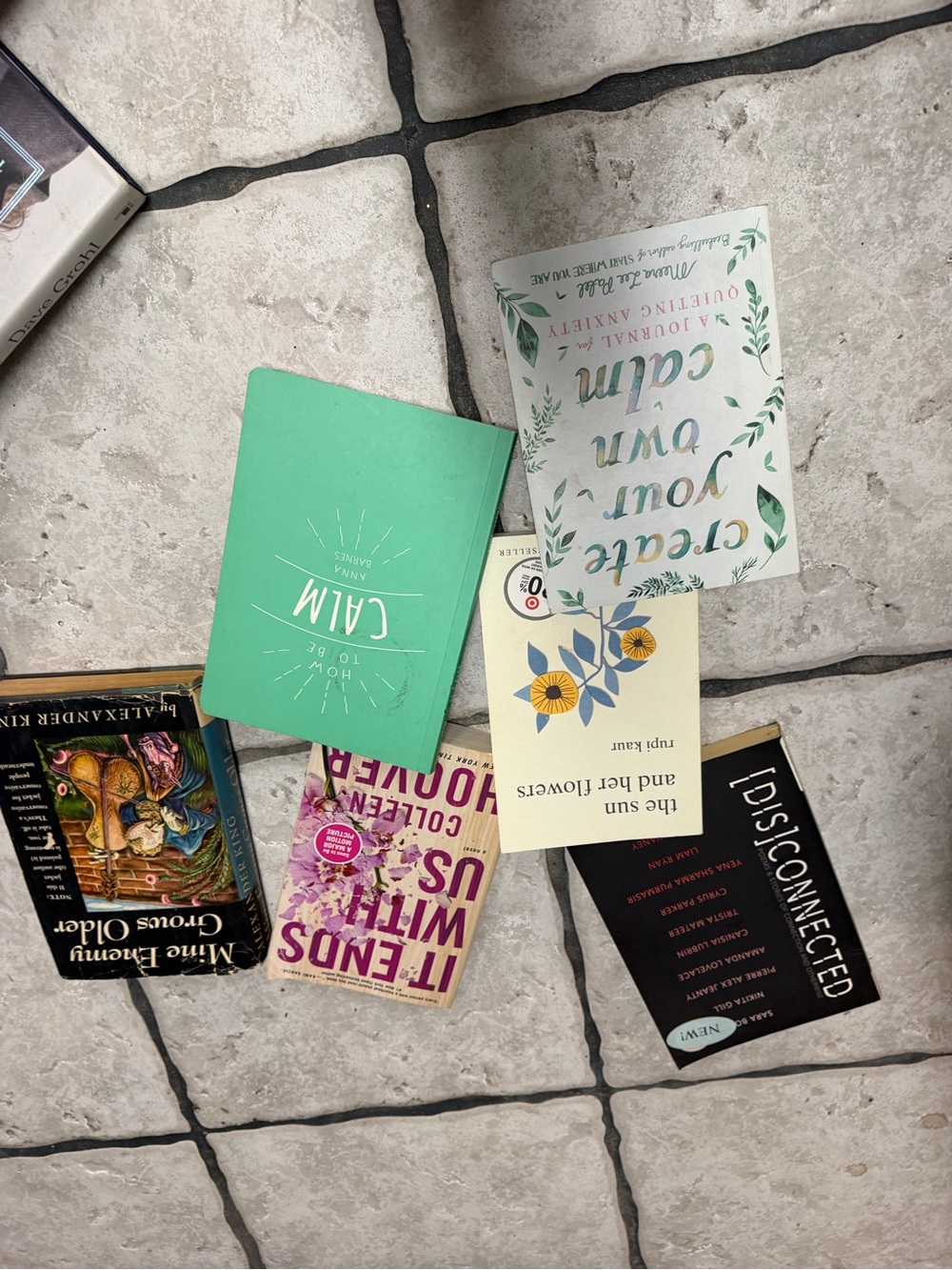 Assorted Books - Picture 2 of 3